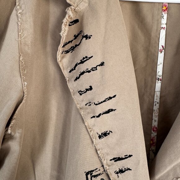 Chico's Women's Size 3/XL Khaki Jacket EUC Artistic Details, Buttons, Pockets - Picture 3 of 13